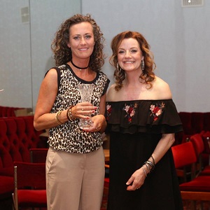 Sue, 2017 ladies' winner, receiving her trophy from Sue.